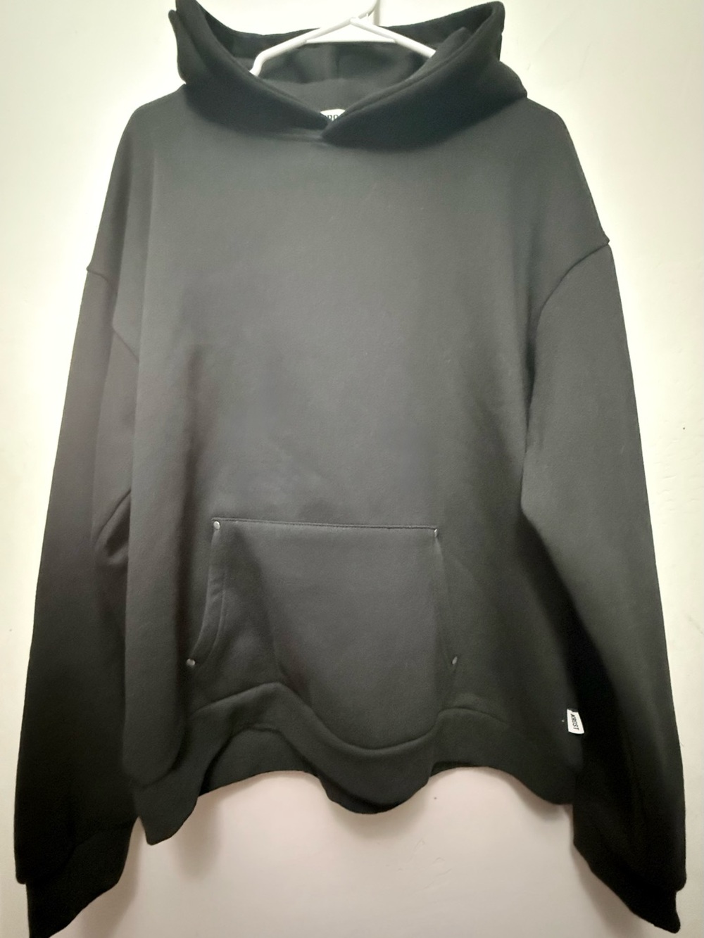 KROST Black Oversized Hoodie – Men’s Size Large